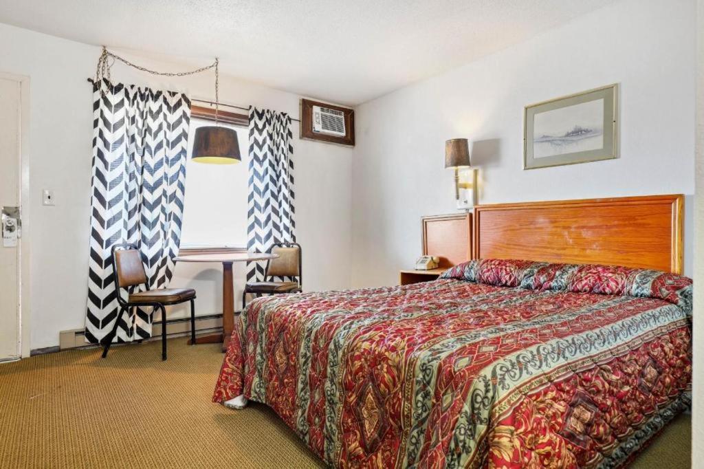 Hotel O Oskaloosa - Hwy 63/92 Extérieur photo