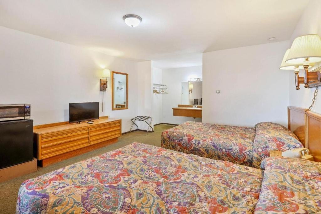 Hotel O Oskaloosa - Hwy 63/92 Extérieur photo