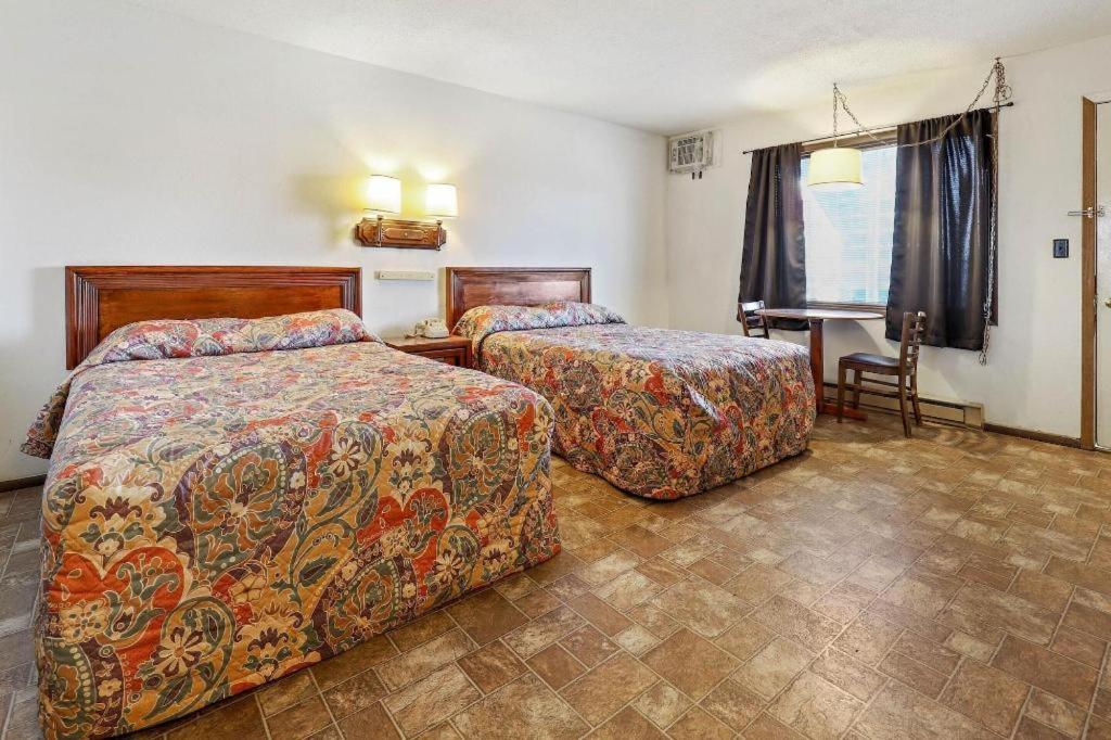 Hotel O Oskaloosa - Hwy 63/92 Extérieur photo