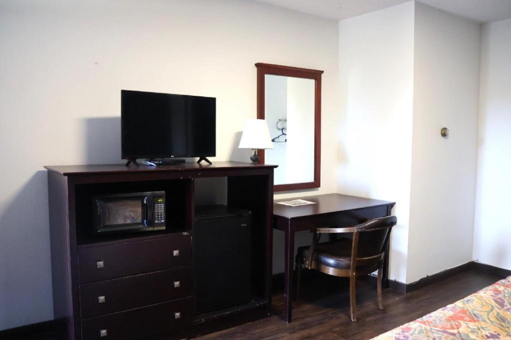Hotel O Oskaloosa - Hwy 63/92 Extérieur photo